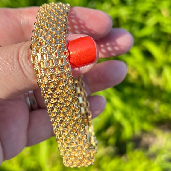 14K YELLOW GOLD WIDE FLEXIBLE BRACELET INTRICATE DESIGN STATEMENT GORGEOUS - Picture 11 of 16